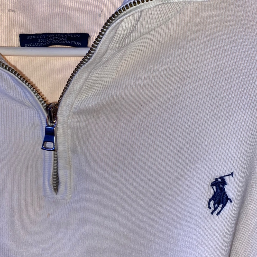 White polo cropped sweater